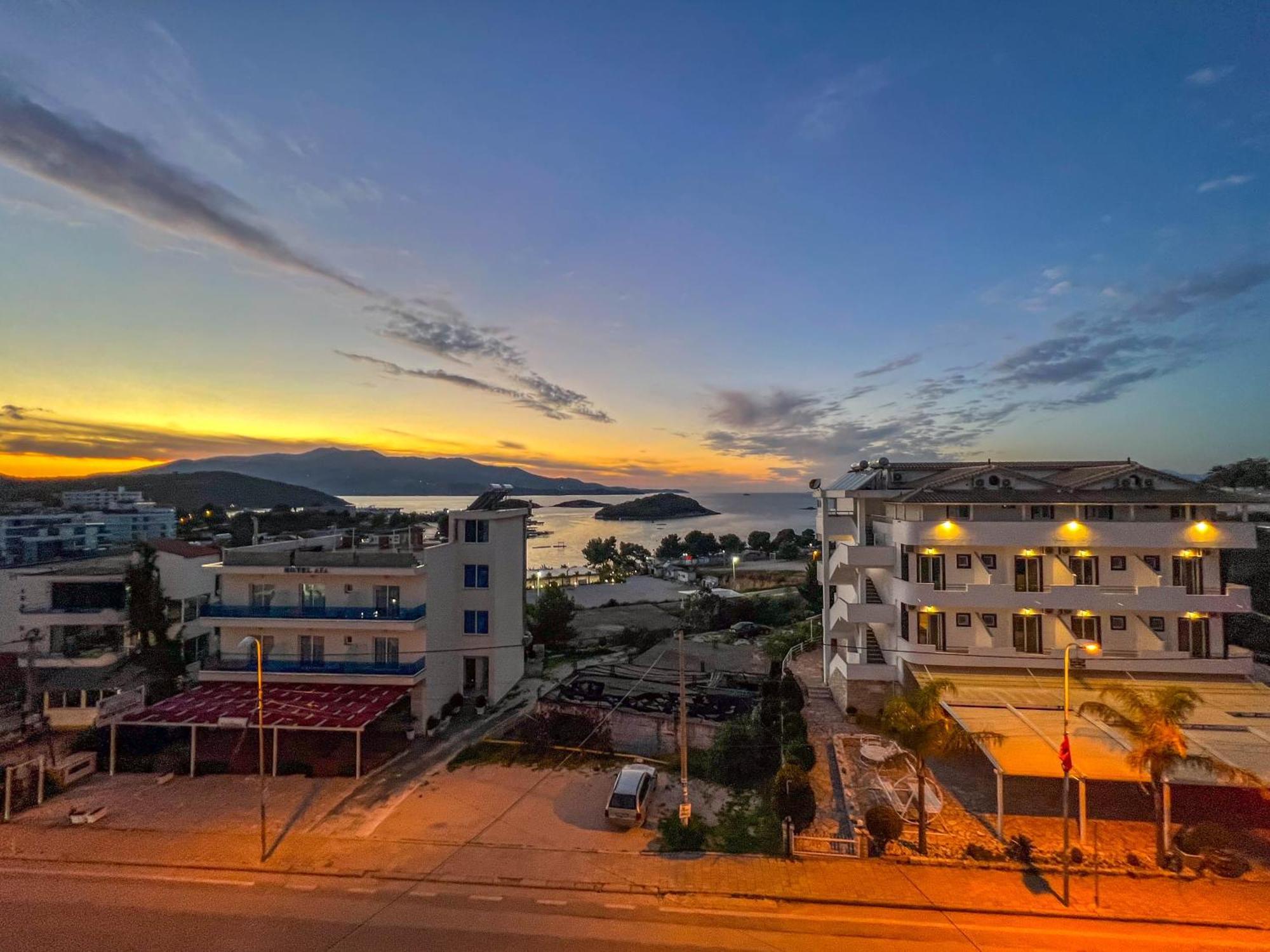 Rumani 3 Islands Hotel Ксамил Екстериор снимка