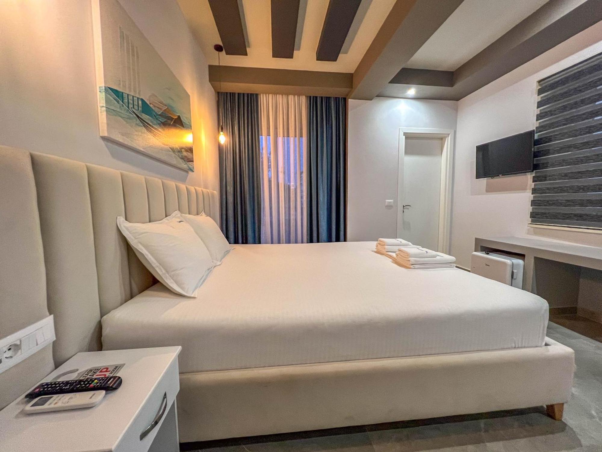 Rumani 3 Islands Hotel Ксамил Екстериор снимка